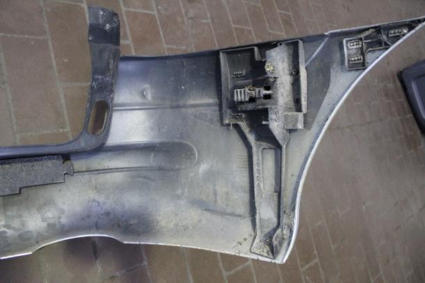 Foto: STOSSFÄNGER / STOßSTANGE HINTEN eines Renault Espace 2.2 dT TS