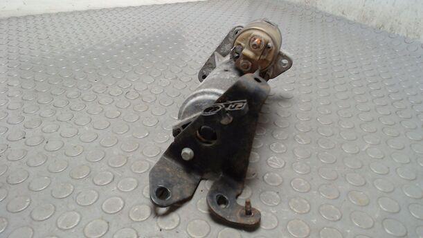 Foto: ANLASSER / STARTER eines Renault Espace 2.2 dT Comfort