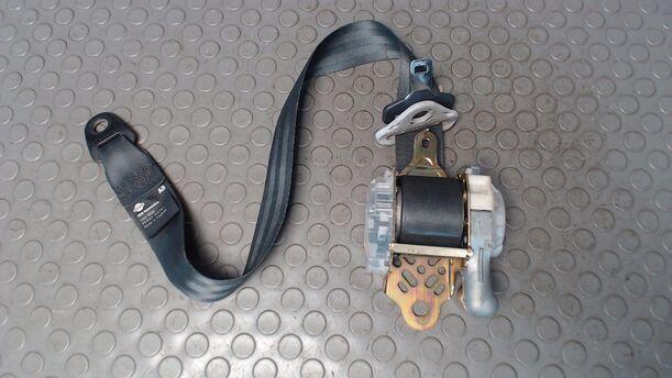 Foto: SICHERHEITSGURT VORN RECHTS ( 2/3 TÜRER ) eines Nissan Micra 1.2 TS
