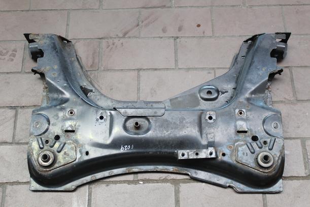 Foto: VORDERACHSE/ ACHSE VORN eines Nissan Micra 1.2 TS