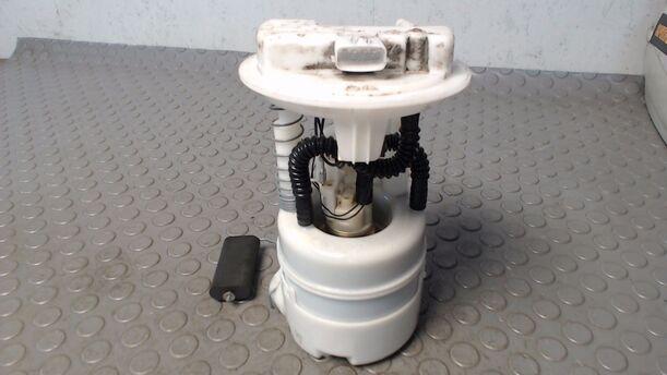Foto: KRAFTSTOFFPUMPE eines Nissan Micra 1.2 TS