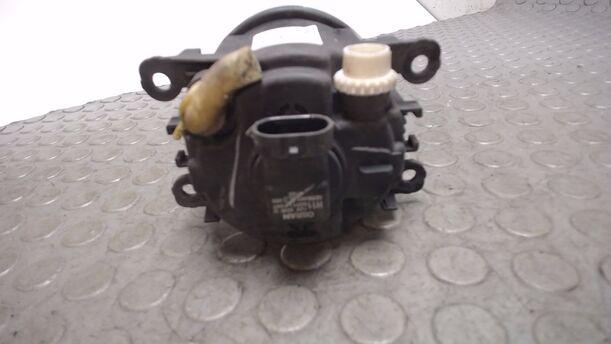 Foto: NEBELSCHEINWERFER LINKS eines Citroen C4 Coupe 1.4 16V TS