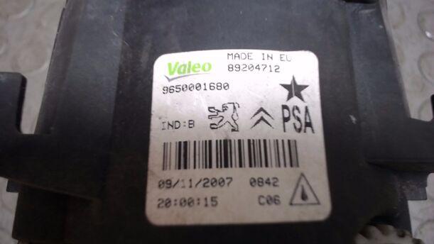 Foto: NEBELSCHEINWERFER LINKS eines Citroen C4 Coupe 1.4 16V TS