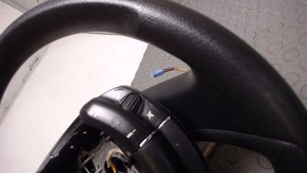 Foto: LENKRAD (OHNE AIRBAG) eines Citroen C4 Coupe 1.4 16V Beauty