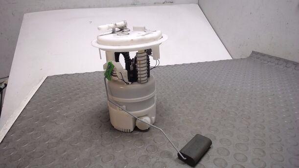 Foto: KRAFTSTOFFPUMPE eines Citroen C4 Coupe 1.4 16V TS