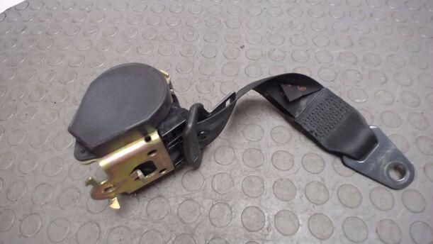 Foto: SICHERHEITSGURT HINTEN LINKS eines Peugeot 206 CC 135 TS