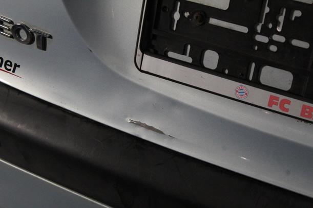 Foto: HECKKLAPPE/ HECKDECKEL eines Peugeot 206 CC 135 TS