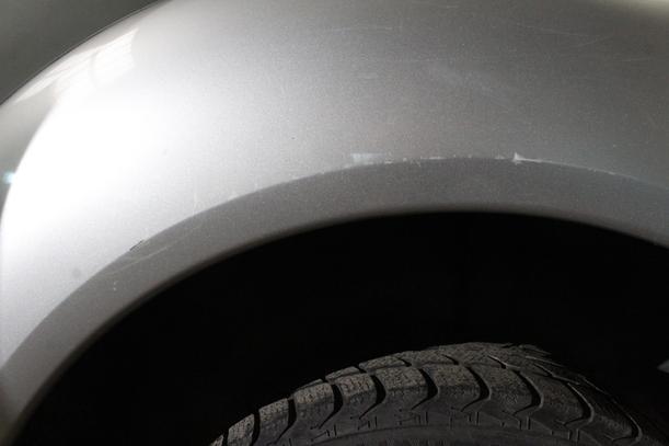 Foto: KOTFLÜGEL HINTEN LINKS eines VW New Beetle 2.0 TS
