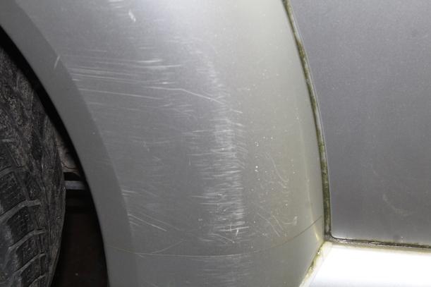 Foto: KOTFLÜGEL HINTEN RECHTS eines VW New Beetle 2.0 TS