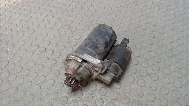 Foto: ANLASSER / STARTER eines VW New Beetle 2.0 TS