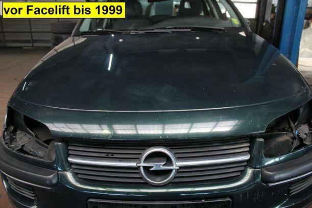 Foto: MOTORHAUBE eines Opel Omega Caravan 2.0 16V Beauty