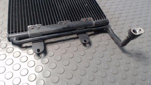 Foto: KONDENSATOR KLIMAANLAGE eines VW Golf 1.6 TS