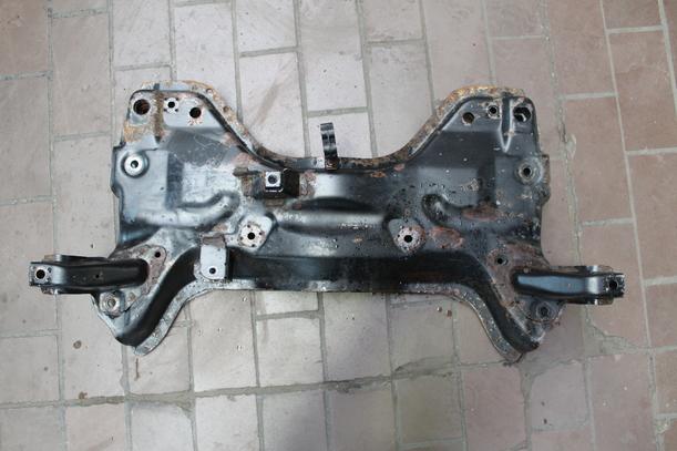 Foto: VORDERACHSE/ ACHSE VORN eines Peugeot 206 75 TS