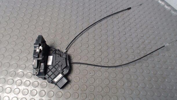 Foto: TÜRSCHLOSS HINTEN RECHTS eines Mazda 3 1.4 Sport TS