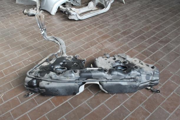 Foto: KRAFTSTOFFTANK eines Mercedes-Benz C 220 T CDI TS