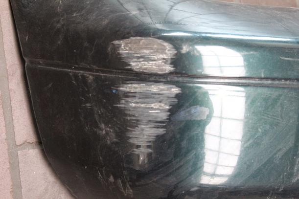 Foto: STOSSFÄNGER/ STOßSTANGE VORN eines Kia Sportage TS