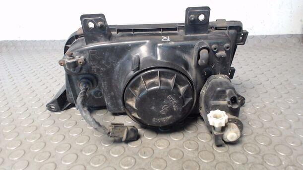 Foto: SCHEINWERFER RECHTS eines Kia Sportage TS