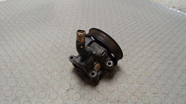 Foto: PUMPE SERVOLENKUNG eines Ford Focus Turnier Comfort