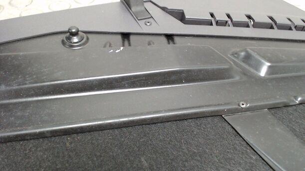 Foto: LADERAUMABDECKUNG eines Mercedes-Benz A 140 TS