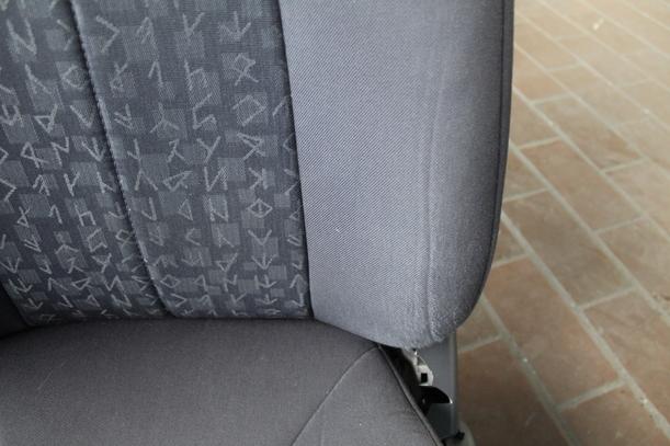 Foto: SITZ VORN LINKS eines Mercedes-Benz A 140 TS