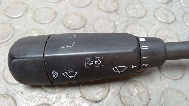 Foto: SCHEIBENWISCHERSCHALTER eines Mercedes-Benz A 140 TS