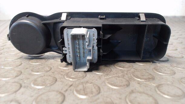 Foto: FENSTERHEBERSCHALTER eines Renault Modus 1.2 16V TS
