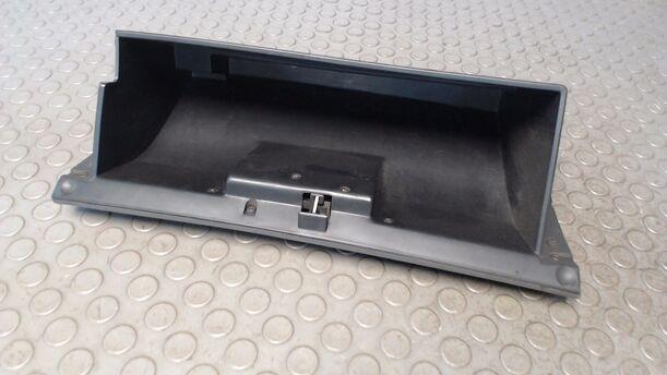 Foto: HANDSCHUHFACH eines Kia Sportage TS