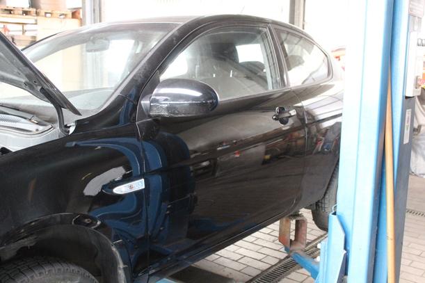 Foto: TÜR VORN LINKS (3-TÜRER) eines Hyundai Accent 1.4 TS
