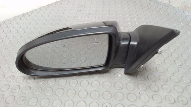 Foto: AUSSENSPIEGEL ELEKTRISCH VERSTELLBAR LINKS eines Hyundai Accent 1.4 TS
