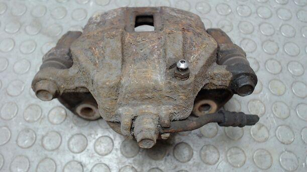Foto: BREMSSATTEL VORN RECHTS eines Hyundai Accent 1.4 TS