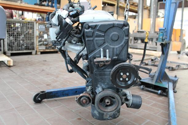 Foto: MOTOR ( G4EE ) eines Hyundai Accent 1.4 TS