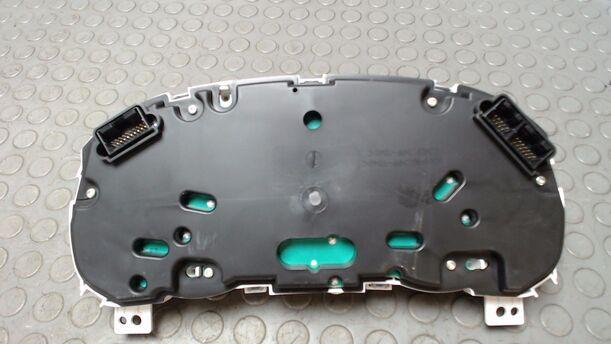 Foto: TACHOEINHEIT / KOMBIINSTRUMENT eines Hyundai Accent 1.4 TS