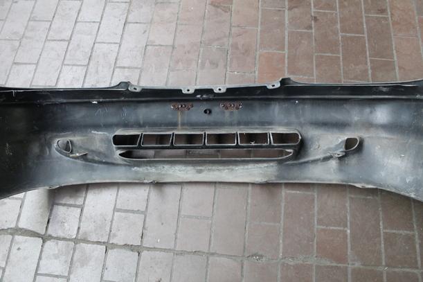 Foto: STOSSFÄNGER/ STOßSTANGE VORN ( 4/5 TÜRER ) eines Hyundai Accent 1.3i Automatik TS