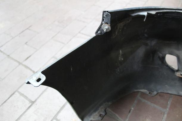 Foto: STOSSFÄNGER/ STOßSTANGE VORN ( 4/5 TÜRER ) eines Hyundai Accent 1.3i Automatik TS