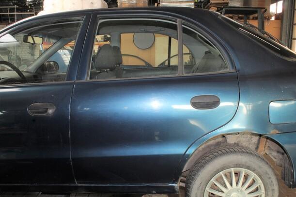 Foto: TÜR HINTEN LINKS eines Hyundai Accent 1.3i Automatik TS