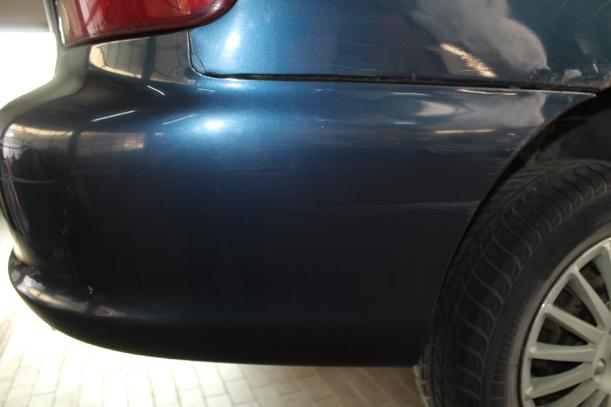 Foto: STOSSFÄNGER/ STOßSTANGE HINTEN ( 5 TÜRER/ FLIEßHECK ) eines Hyundai Accent 1.3i Automatik TS