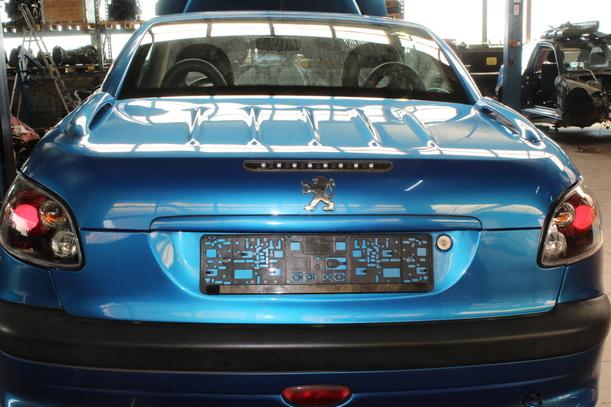 Foto: HECKDECKEL eines Peugeot 206 CC 135 GTI