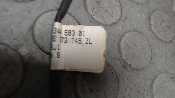 Foto: SCHALTER RADIOBEDIENUNG eines Peugeot 206 CC 135 GTI