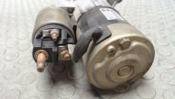 Foto: ANLASSER / STARTER eines Peugeot 206 CC 135 GTI