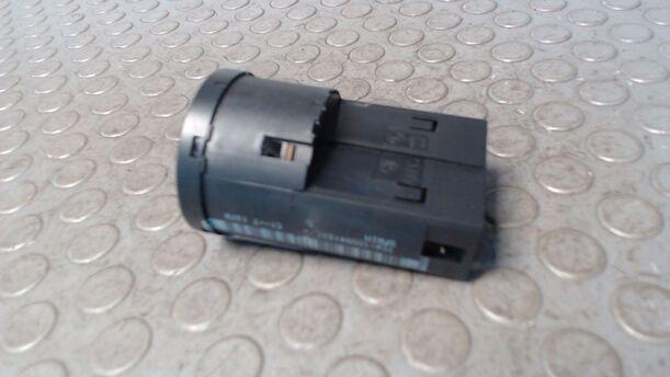 Foto: LICHTSCHALTER eines VW Golf 1.6 TS