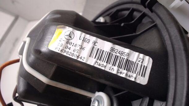 Foto: HEIZUNGSGEBLÄSE eines Mercedes-Benz A 150 TS