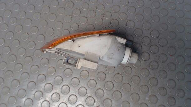 Foto: BLINKER RECHTS eines VW Polo 45 TS