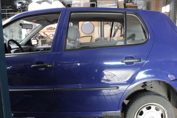 Foto: TÜR HINTEN LINKS eines VW Polo 45 TS