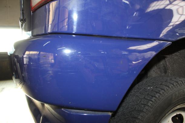 Foto: STOSSFÄNGER/ STOßSTANGE OBERTEIL HINTEN eines VW Polo 45 TS