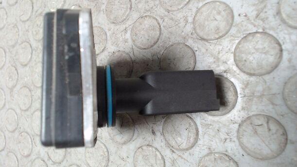 Foto: LUFTMASSENMESSER eines Ford Mondeo 3.0 Turnier V6 255 592/Z24