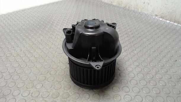 Foto: HEIZUNGSGEBLÄSE eines Ford Mondeo 3.0 Turnier V6 255 592/Z24