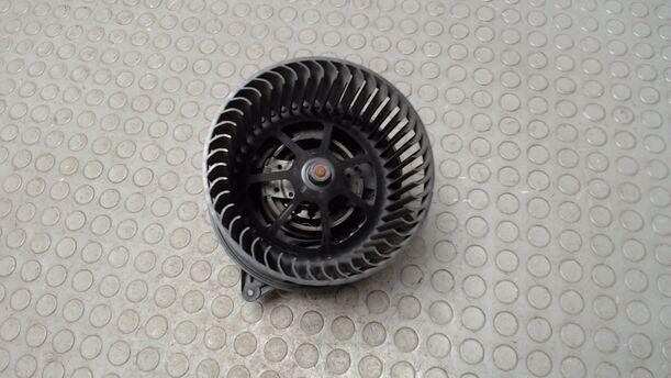 Foto: HEIZUNGSGEBLÄSE eines Ford Mondeo 3.0 Turnier V6 255 592/Z24