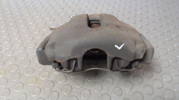 Foto: BREMSSATTEL VORN LINKS eines Audi A4 Avant 2.5 TDI quattro TS