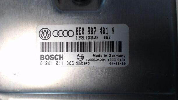 Foto: STEUERGERÄT DIESELEINSPRITZUNG eines Audi A4 Avant 2.5 TDI quattro TS