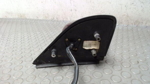 Foto: AUSSENSPIEGEL ELEKTRISCH VERSTELLBAR LINKS eines Ford Sierra
